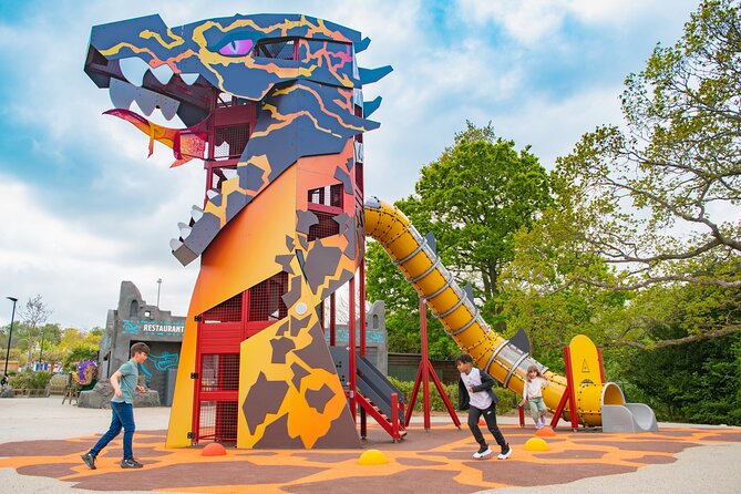 1 Day Admission to LEGOLAND Windsor Resort - The Haunted House Monster Party