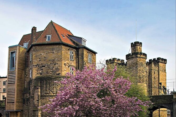 1-Hour and a Half Walking Guided Tour in Medieval Newcastle - Newcastle Castle, Black Gate, and the final reward