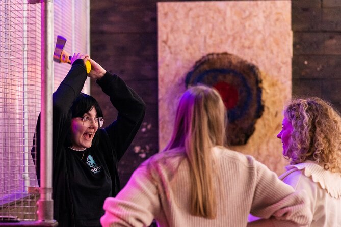 1 hour Private Axe Throwing Experience in Eastbourne - The axe lanes and the competitive side