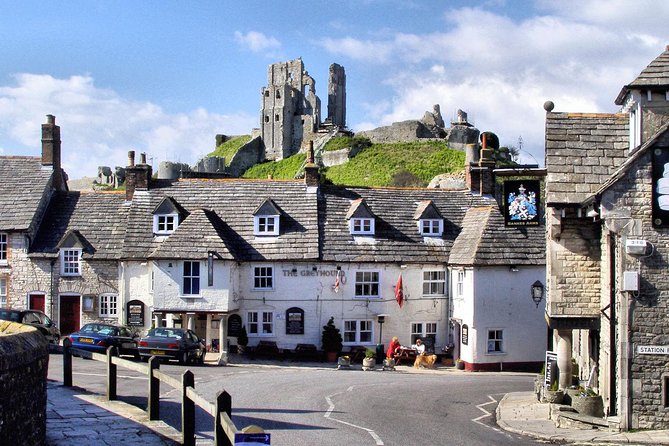 2 DAY TOUR | Jurassic Coast, Glastonbury, Stonehenge & Salisbury - Durlston Park and the first look at the Jurassic Coast