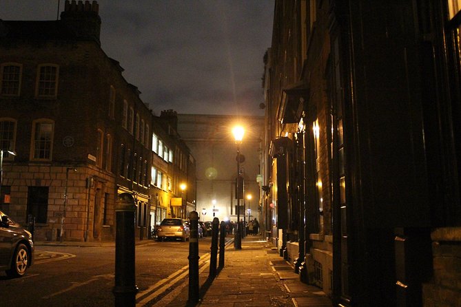 2-Hour Jack the Ripper Small Group Walking Tour in London - Walking into Whitechapel after dark