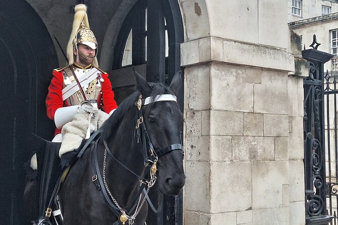 2 Hour Walking Tour from Buckingham Palace to Big Ben - Why this two-hour London walk works