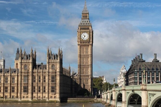 4-Hour Private Guided Tour of London on a Classic Itinerary - Big Ben and Westminster: London’s grand opening scene