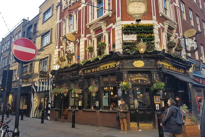 4 Hours Classic London Tour in a Private Vehicle - What private transport adds in central London