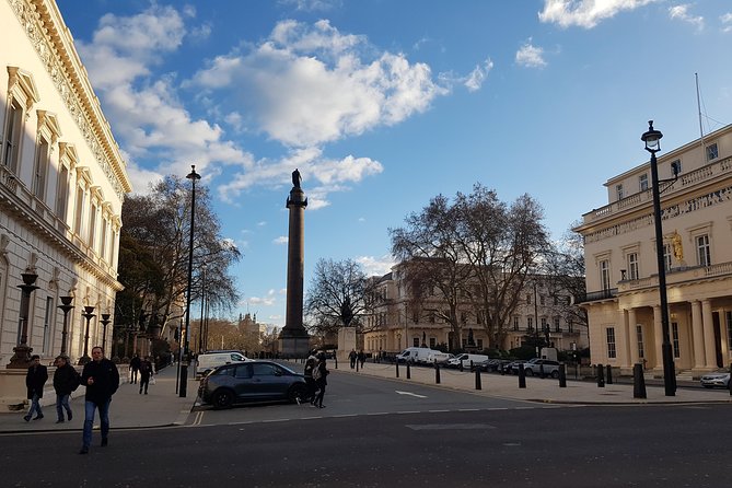 4 Hours Classic London Tour in a Private Vehicle - St. Paul’s Cathedral: a fifteen-minute first stop