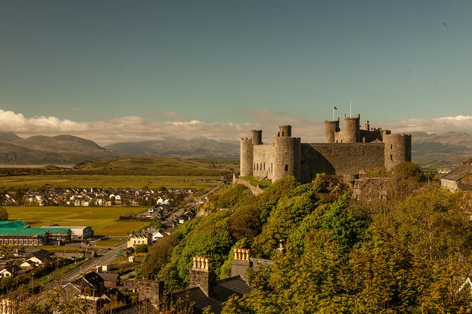 5-Day Discover Wales Small-Group Tour from London - Day 5: St Fagans, Castle Combe, and London