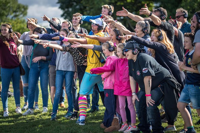 A Silent Disco Adventure in London - Headphones, music, and the role of the host