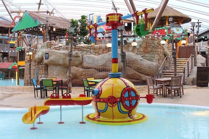 Alton Towers Waterpark - The indoor attractions: slides, sprays, and water play