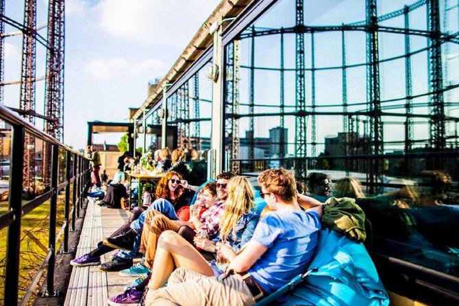 Amazing Nightlife in London East Tour - The Hoxton Pony and Strongroom Bar