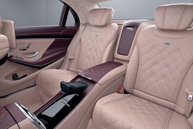 Arrival by Luxury Car from Heathrow Airport LHR to Central London - Meeting your driver at Heathrow Airport