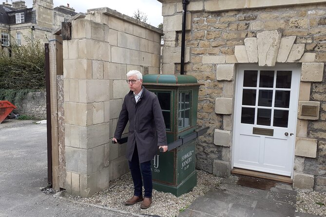 Bad of Bath fun Walking Tour of Bath - No. 1 Royal Crescent: a look beyond the postcard