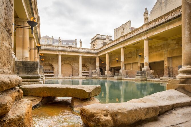 Bath and Cotswold Village Private Car Tour from London - The guide can make or break the experience