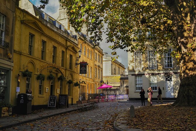 Bath Bridgerton walking tour of filming location with Mobile App - Bath’s most famous architectural setting
