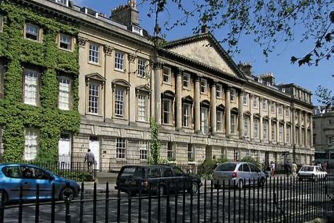Bath: Local Pubs & Historic Sights Walking Tour (3h) - Group size, price, and practical value