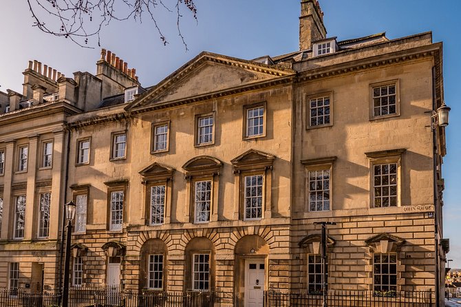 Bath Private Family Tour With Bath University Guide - Who will get the most from this walk