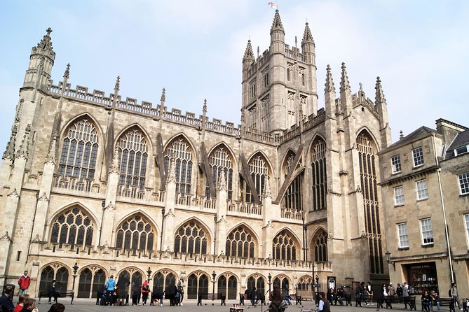 Bath Private Family Tour With Bath University Guide - The guide’s personal touch is the main selling point