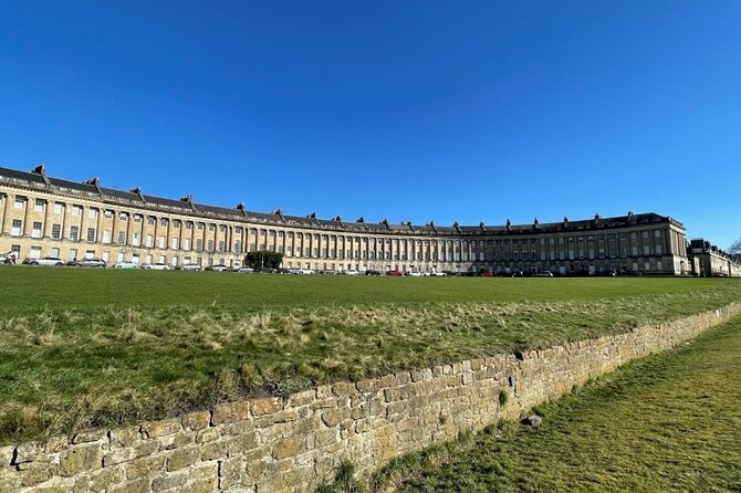 Bath Public Walking Tour including Bath Abbey - The Roman Baths from outside