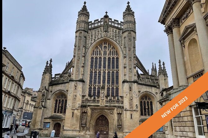 Bath Public Walking Tour including Bath Abbey - Bath Abbey gives the tour its strongest interior visit