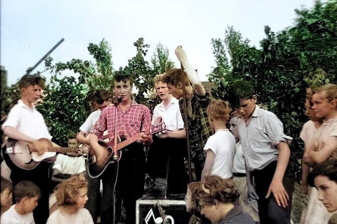 Beatles City Taxi Tours (3 hour duration) - Paul McCartney’s Forthlin Road