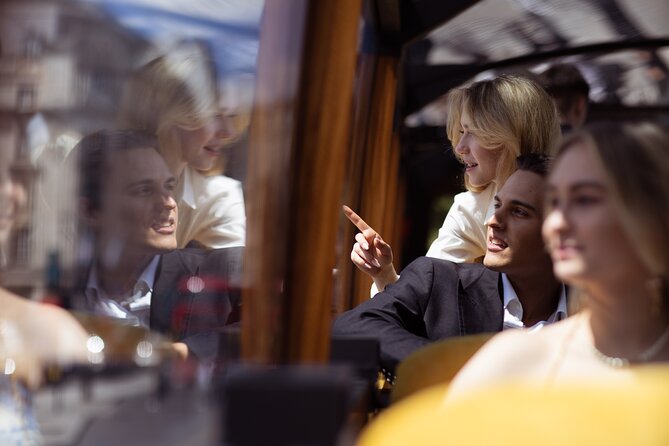 Best of London by LE GRAND - London's Luxury Bus Tour - Green Park and the royal approach