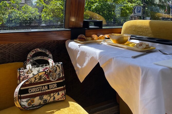 Best of London by LE GRAND - London's Luxury Bus Tour - Buckingham Palace and Westminster’s great sights