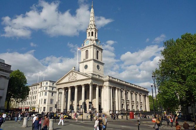 Best of London Private Day Tour - A traditional pub lunch in the middle of the day