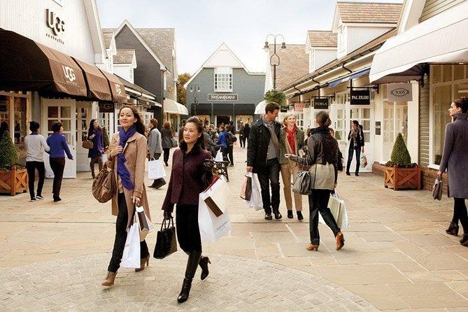 Bicester Village Private Vehicle Round Trip Service from London - Two hours or four hours at Bicester Village?