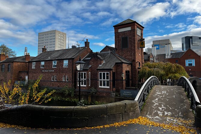 Birmingham Private Self-Guided Walking Tour - Centenary Square and the Library of Birmingham