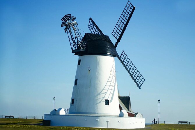 Blackpool Tour App, Hidden Gems Game and Big Britain Quiz (1 Day Pass) UK - Walking, timing, and phone use