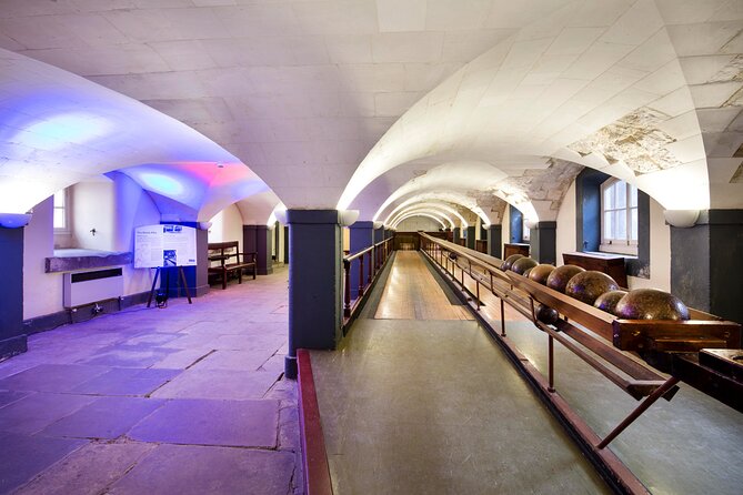 Blockbuster Film Tours - Old Royal Naval College, Greenwich - Weather and the firm cancellation rule