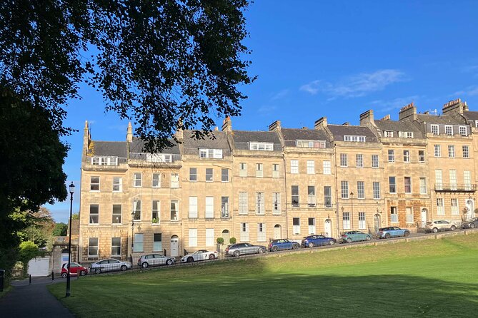 Bridgerton’s Filming Locations in Bath Audio Guide - A Square and a Georgian Promenade