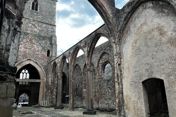 Bristol Harbourside Self-Guided Walking Tour - Castle Park and Bristol Bridge