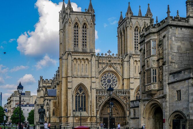 Bristol Quest: Self Guided City Walk & Immersive Treasure Hunt - A city walk with a score attached