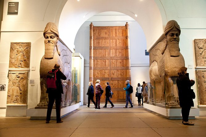 British Museum Highlights Private Tour in London including the Rosetta Stone - Why a guide helps inside the British Museum