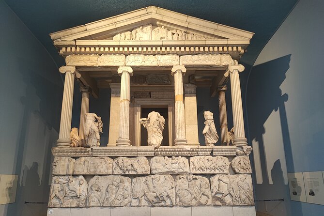 British Museum Private Tour: Ancient Daemons and Timeless Beauty - The Parthenon Marbles and difficult museum questions