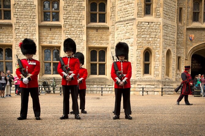 Buckingham Palace & Changing of the Guard Experience - Whitehall Shifts the Story from Royalty to Government