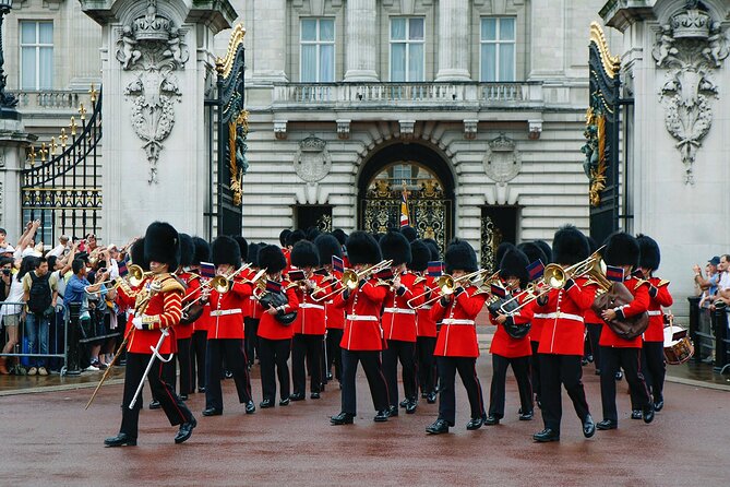 Buckingham Palace & Changing of the Guard Experience - Guide Quality Can Shape the Whole Experience