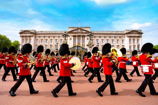 Buckingham Palace Entrance Ticket & Changing of the Guard Tour - Inside Buckingham Palace: grand rooms, not private royal life