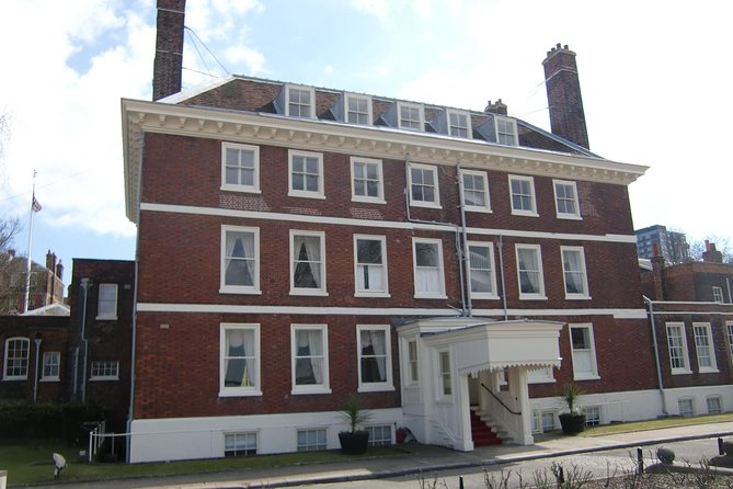 Call the Midwife Location Tour in Chatham - Getting there and preparing for the walk