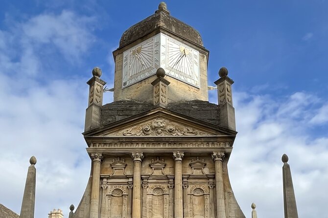 Cambridge Quest: Self Guided City Walk & Immersive Treasure Hunt - The time-eating clock and the secret society clue