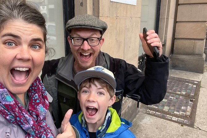Cambridge Quest: Self Guided City Walk & Immersive Treasure Hunt - A private group activity for up to five
