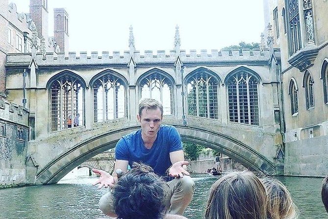 Cambridge University Colleges Guided Punting Tour - Pink Floyd, the first bridge, and the Mathematical Bridge