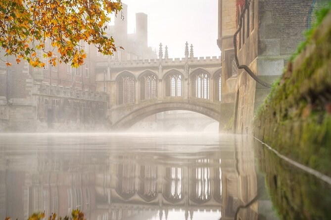 Cambridge University Ghost Tour by Alumni™ - The Eagle pub and its mysterious upstairs draft