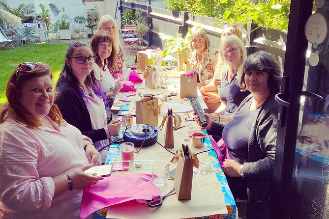 Candle Making Workshop and Bubbly in UK - What you actually make in two hours