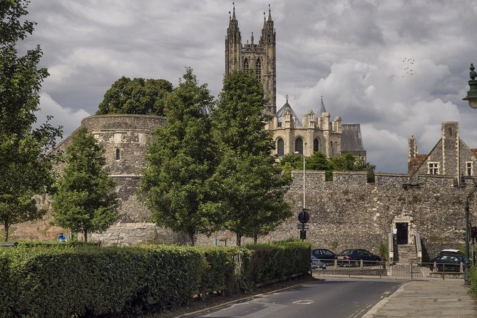 Canterbury Cathedral, Leeds Castle and Dover Castle Private Tour - What the private vehicle changes