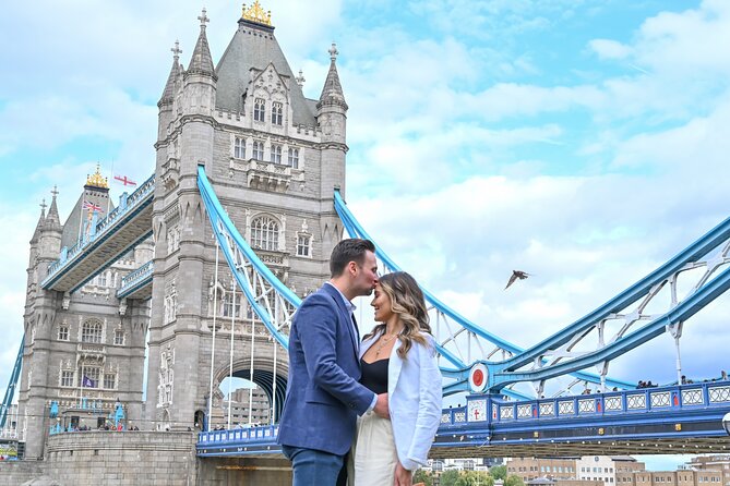 Capture London Iconic Landmarks and Hidden Gems Photoshoot - Starting at LEON Southbank Place