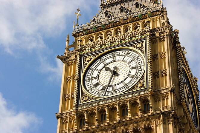 Changing of Guards, Big Ben, Tower of London, Beefeaters & Cruise - Entering the Tower of London