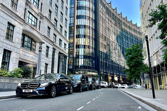 Chauffeur limo Services Heathrow Airport To/From anyLondon Hotel - Why this Heathrow transfer can make arrival easier