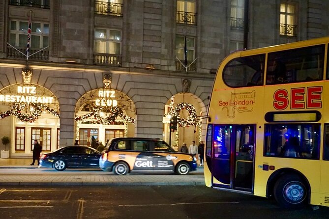 Christmas Lights Open-Top Bus Tour - Starting at Green Park and reaching Marble Arch