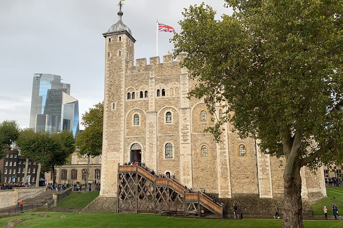Classic London Tour with a Professional Private Guide - The Tower of London packs power, crime, and ceremony together